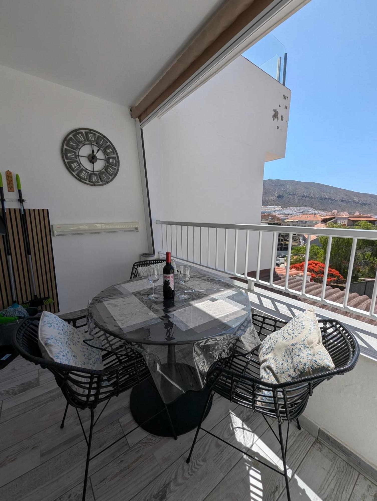Cozy Apartment In Los Cristianos Guincho  외부 사진