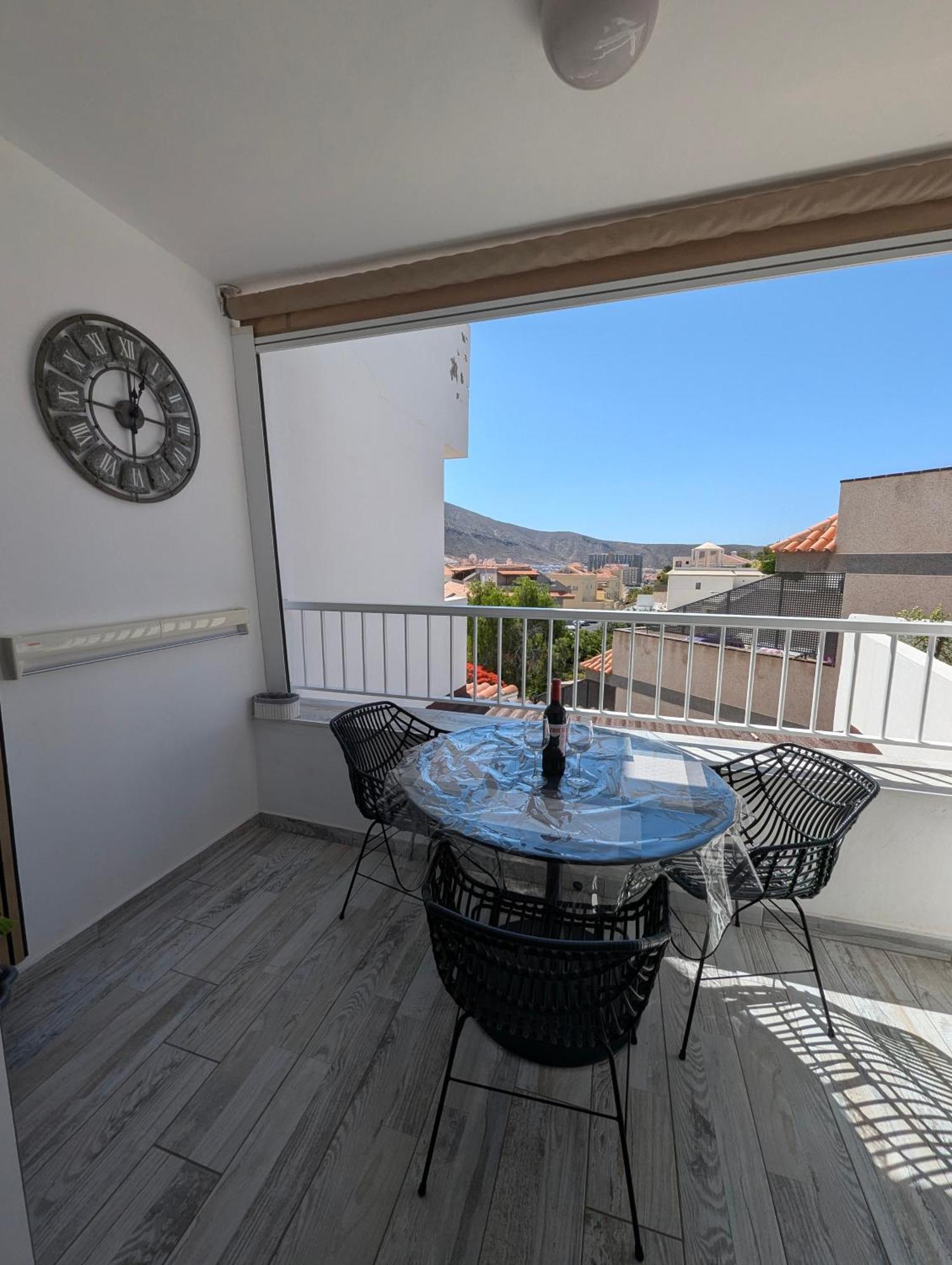 Cozy Apartment In Los Cristianos Guincho  외부 사진